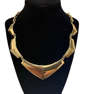 Elegant Gold Necklace